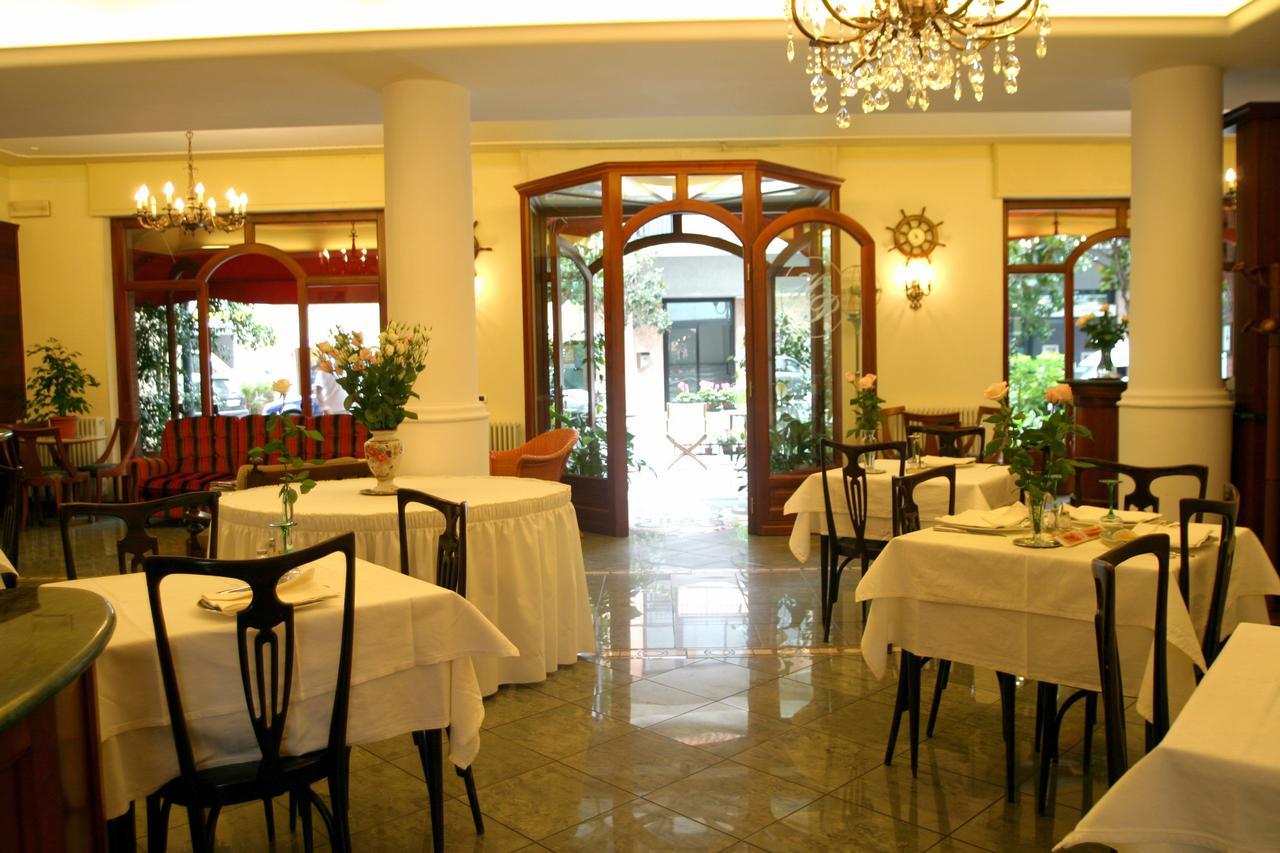 Hotel Pescetto Albenga Buitenkant foto